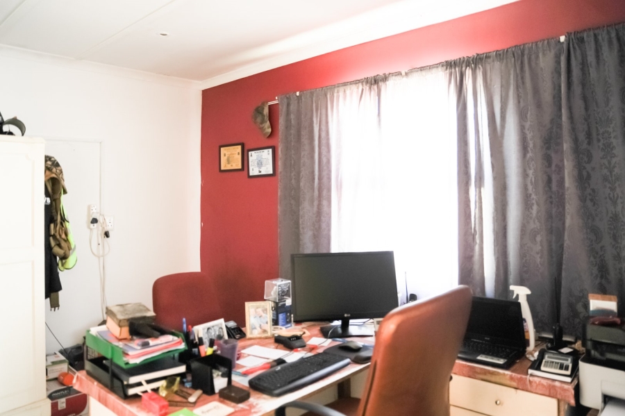 7 Bedroom Property for Sale in McDougall